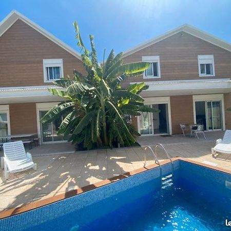 Villa Soleil L'Etang-Sale Exterior foto